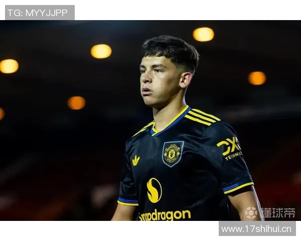 曼联小将谢伊莱西受邀英格兰队训练课展现潜力与成长