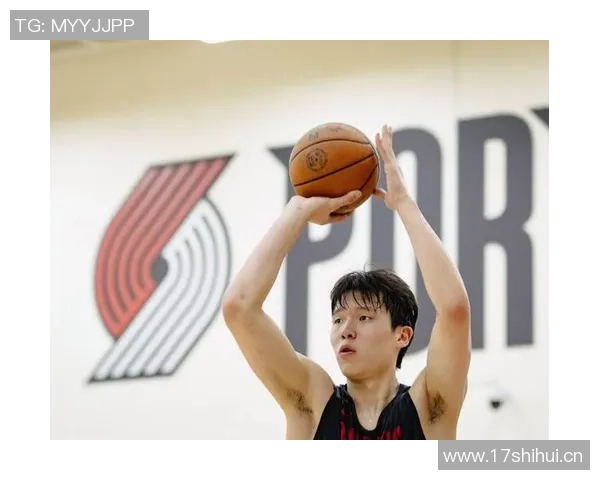 罗威称赞杨瀚森训练表现出色竞争对手的认可让人刮目相看